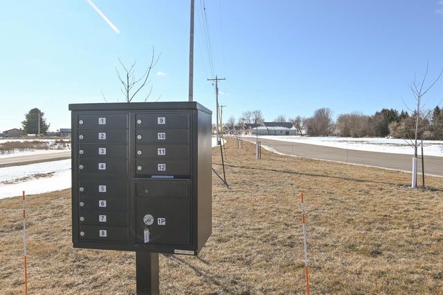 2765 COUNTY ROAD EE, Abrams, WI 54101