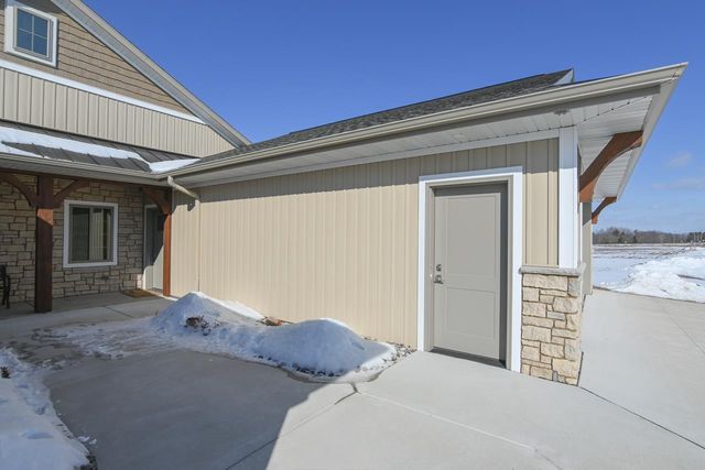 2765 COUNTY ROAD EE, Abrams, WI 54101