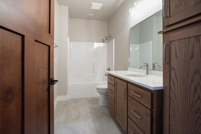 2765 COUNTY ROAD EE, Abrams, WI 54101