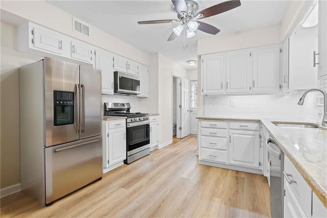 12010 W 74th Street, Shawnee, KS 66216