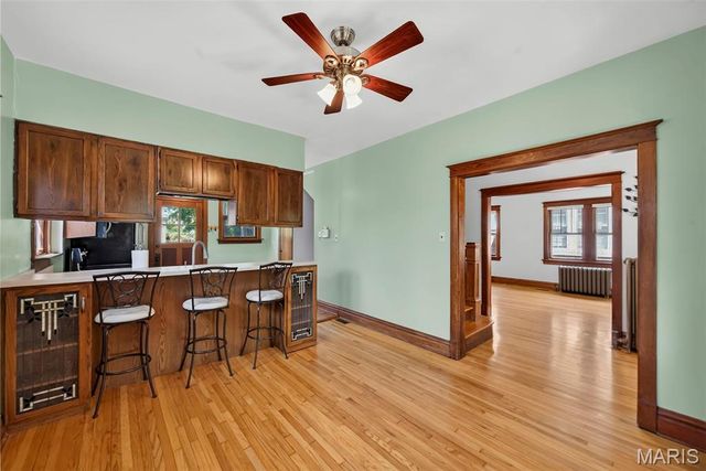 3073 Andover Drive, St Louis, MO 63121