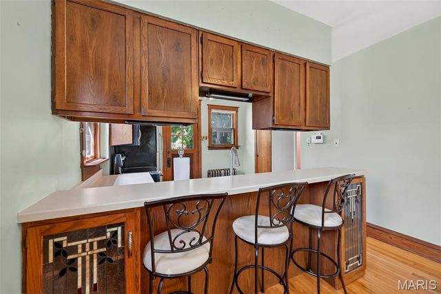 3073 Andover Drive, St Louis, MO 63121