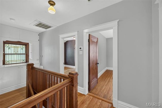 3073 Andover Drive, St Louis, MO 63121