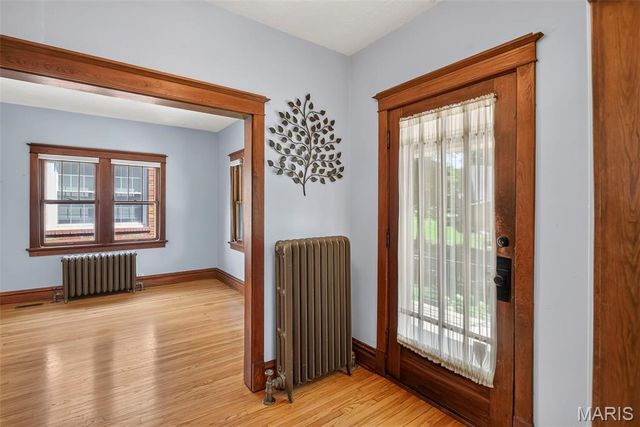 3073 Andover Drive, St Louis, MO 63121