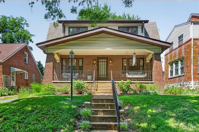 3073 Andover Drive, St Louis, MO 63121