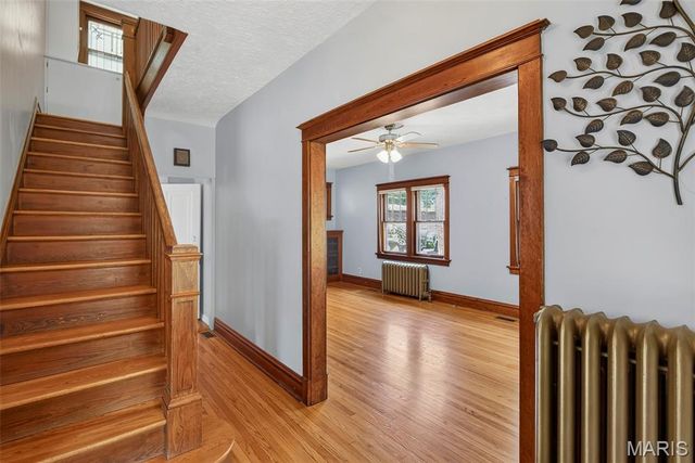 3073 Andover Drive, St Louis, MO 63121