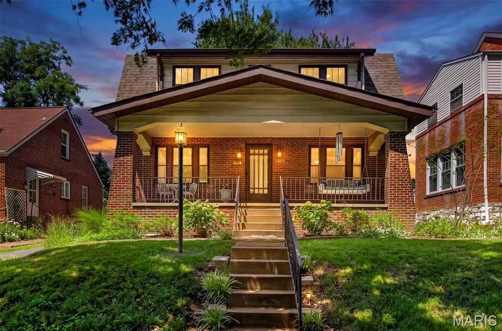 3073 Andover Drive, St Louis, MO 63121