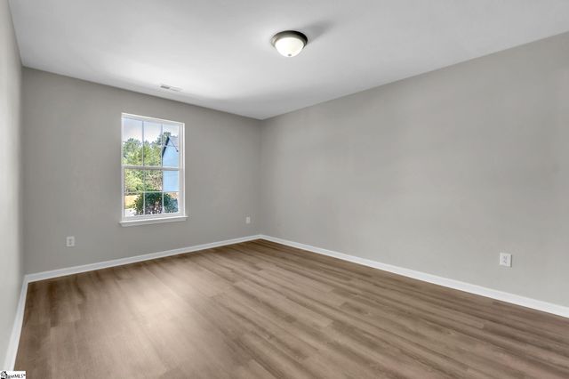 221 Riverbreeze Road, Greenville, SC 29611
