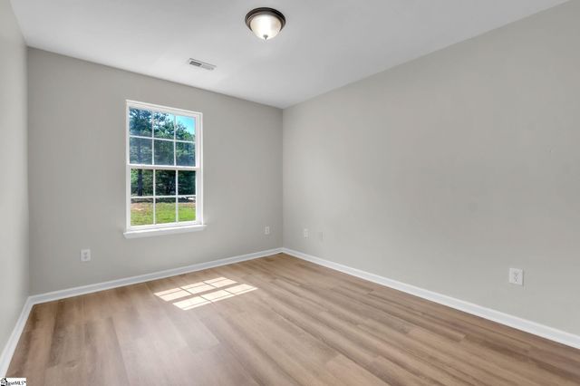 221 Riverbreeze Road, Greenville, SC 29611