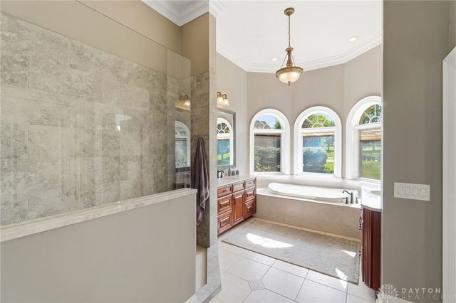 415 S Signature Drive, Beavercreek Twp, OH 45385