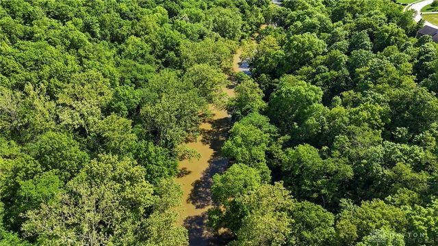 415 S Signature Drive, Beavercreek Twp, OH 45385