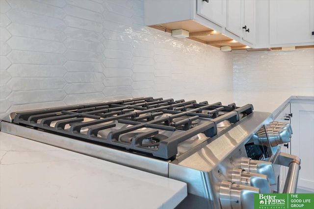 5920 N 208th Street, Elkhorn, NE 68022