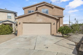 124 CASITA VISTA Place NW, Albuquerque, NM 87105