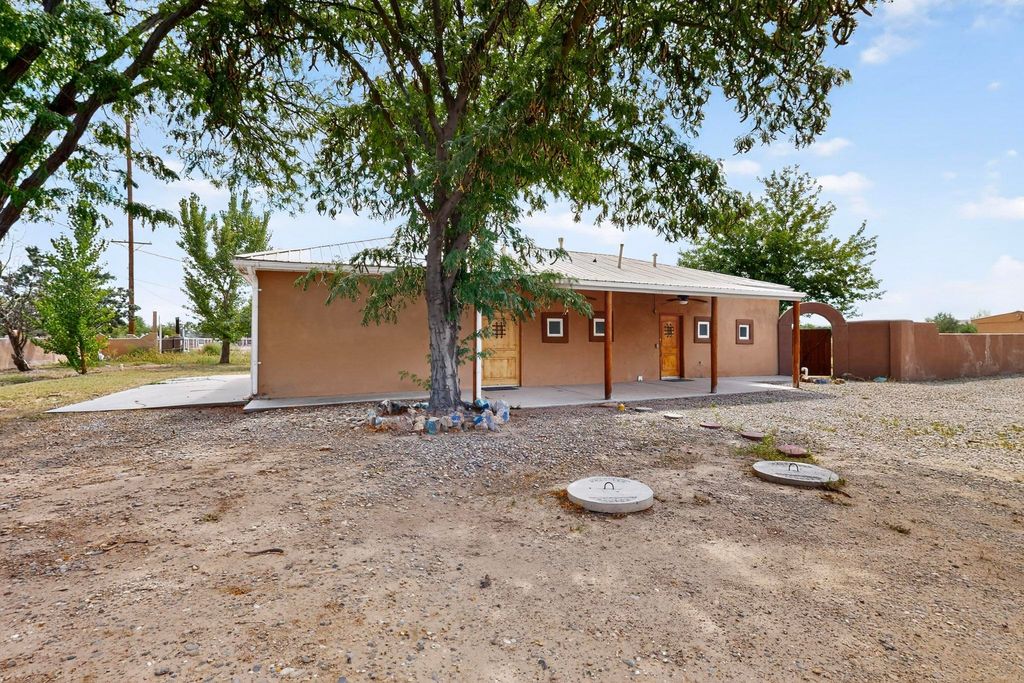 1408 HIGHWAY 116, Belen, NM 87002