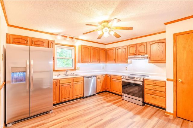 163 Ruth Court, Winston-salem, NC 27127