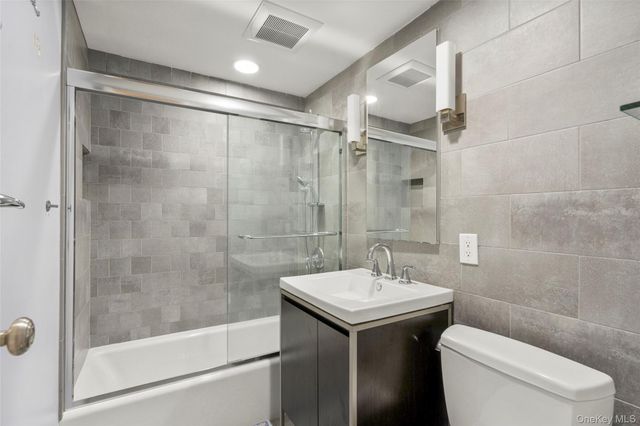 23 Water Grant Street 4N, Yonkers, NY 10701