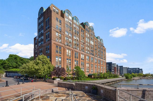 23 Water Grant Street 4N, Yonkers, NY 10701