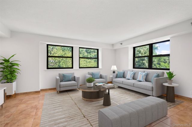23 Water Grant Street 4N, Yonkers, NY 10701