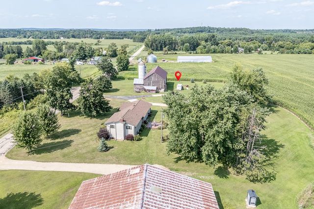 N3212 BEAN CITY ROAD, New London, WI 54961