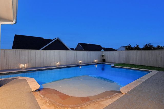 2205 Salt Grass Trail, Conroe, TX 77384