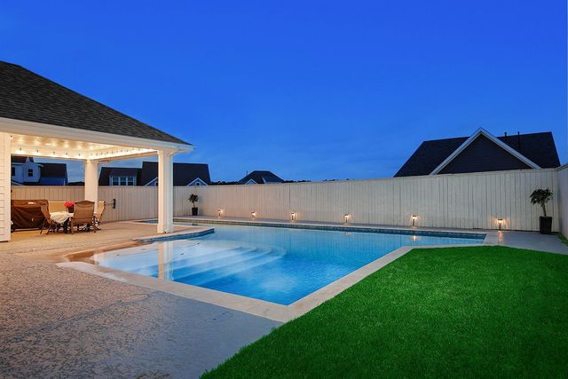 2205 Salt Grass Trail, Conroe, TX 77384