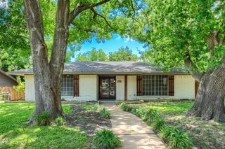 4049 Alicante Avenue, Fort Worth, TX 76133
