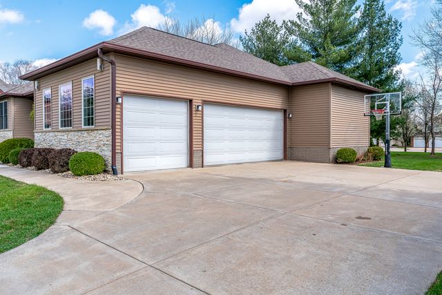 3404 77TH Street Court, Moline, IL 61265