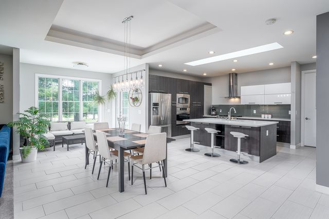 3404 77TH Street Court, Moline, IL 61265