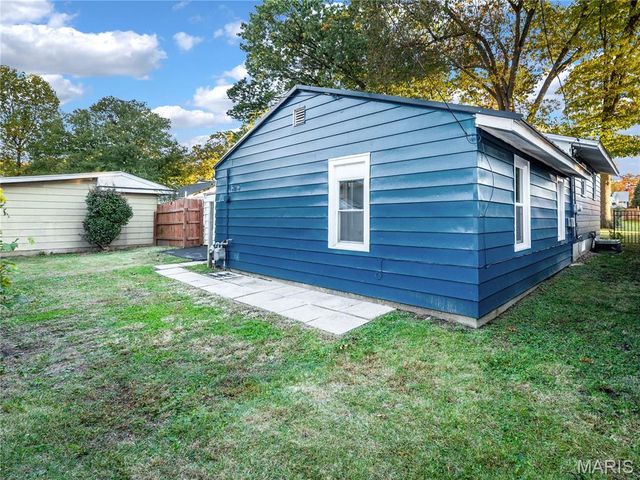 1319 Randle Street, Edwardsville, IL 62025