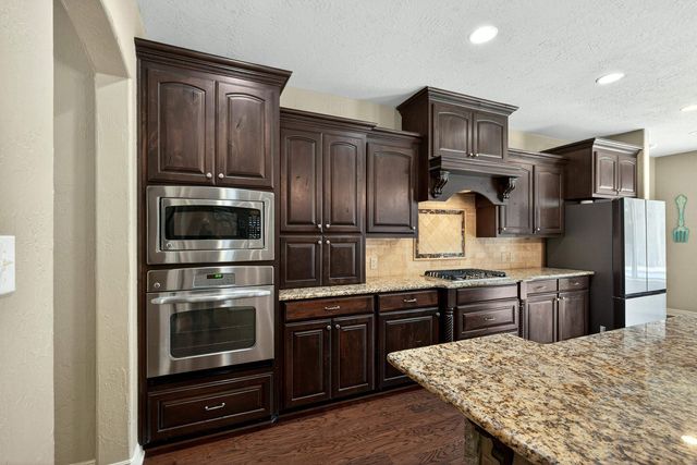 344 Stonebridge Ct., Gilmer, TX 75645