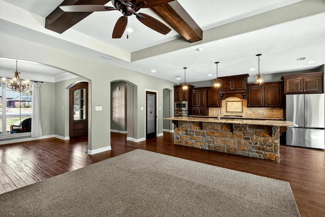 344 Stonebridge Ct., Gilmer, TX 75645