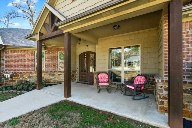 344 Stonebridge Ct., Gilmer, TX 75645