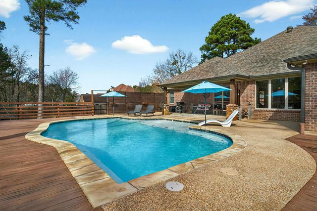 344 Stonebridge Ct., Gilmer, TX 75645