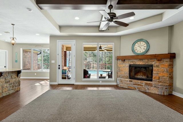 344 Stonebridge Ct., Gilmer, TX 75645