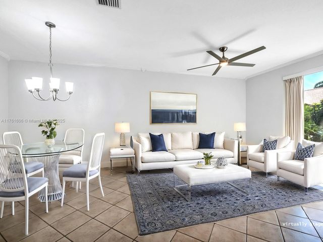 2094 Hacienda Ter 2094, Weston, FL 33327