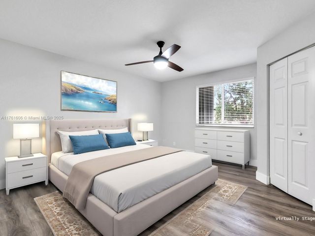 2094 Hacienda Ter 2094, Weston, FL 33327