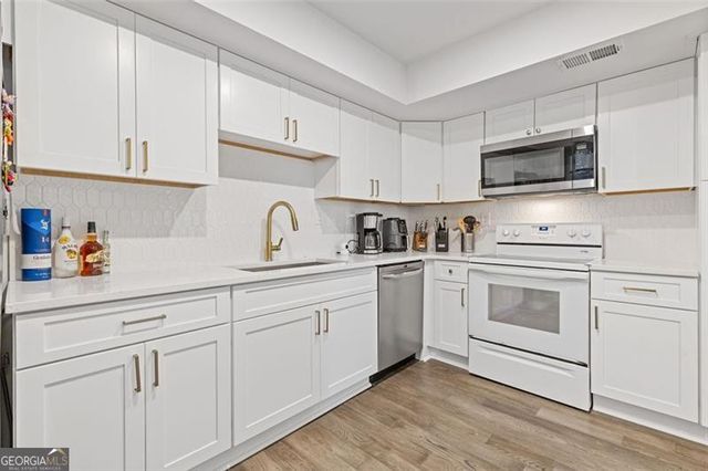 3236 HENDERSON MILL Road 1, Chamblee, GA 30341