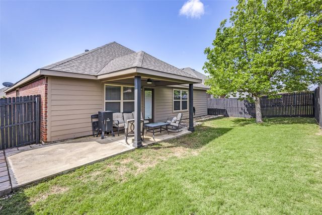 2213 Scott Creek Drive, Little Elm, TX 75068