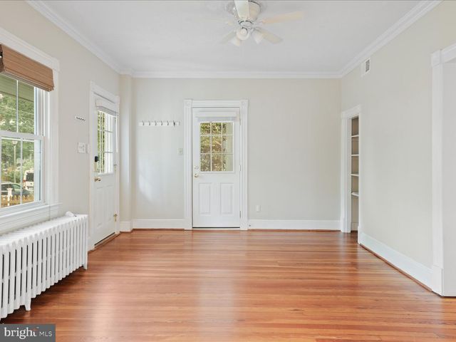 4701 8TH RD S, Arlington, VA 22204