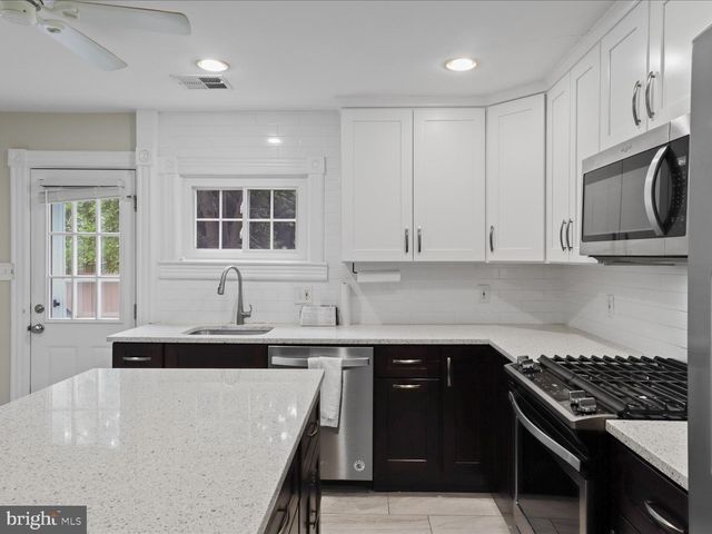4701 8TH RD S, Arlington, VA 22204