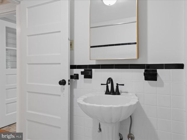 4701 8TH RD S, Arlington, VA 22204