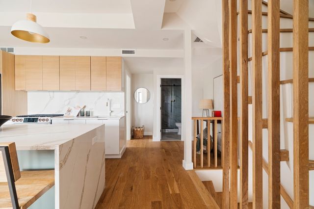16-18 Yale Terrace 2, Boston, MA 02130