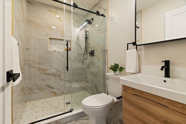 16-18 Yale Terrace 2, Boston, MA 02130