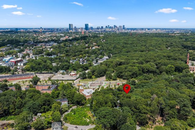 16-18 Yale Terrace 2, Boston, MA 02130