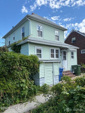 42 Quaid Street, Sayreville, NJ 08872