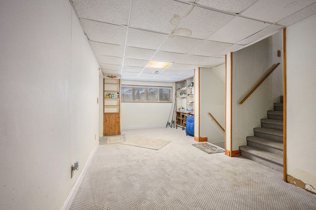 332 Espanola Avenue, Kalamazoo, MI 49004