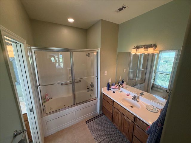 979 Rancho Carribe Drive, Crystal Beach, TX 77650
