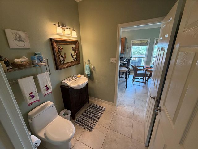 979 Rancho Carribe Drive, Crystal Beach, TX 77650