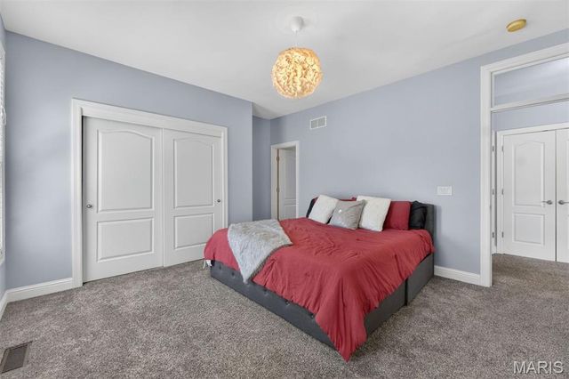 1228 S Main Street, St Charles, MO 63301