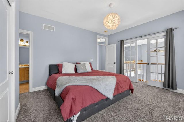 1228 S Main Street, St Charles, MO 63301